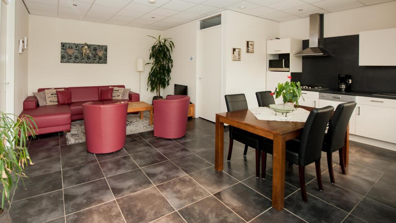Camping En Vakantiewoning 'Ut Tumpke' Kessel  Exterior photo
